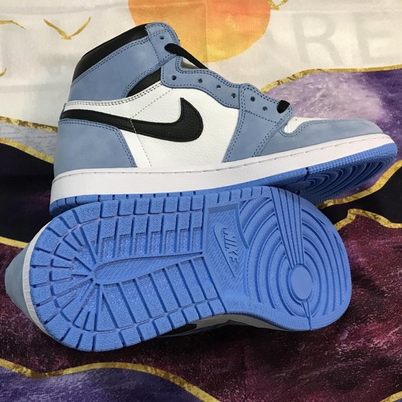 AJ1 Retro High OG University Blue Sneakers Basketball shoes authentic main image 4
